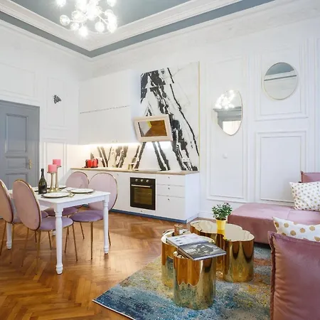 Palace By Main Station - President Apartment *